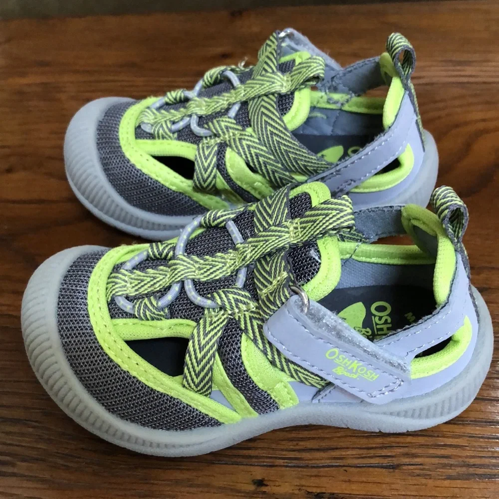 NWOT baby boys Oshkosh B’gosh sport sandal. Size 5. Gray and highlighter yellow.